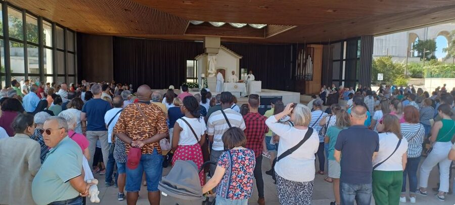 From Lisbon: Small Group Fátima & Little Shepherds Town Tour - The Sanctuary of Our Lady of Fátima: where the day sets the tone