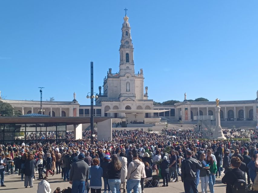 From Lisbon: Small Group Fátima & Little Shepherds Town Tour - Visitor center and museum time: quick breaks that keep the day pleasant