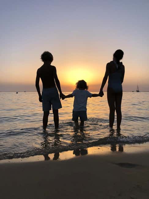 From Olhão: Ria Formosa Sunset Island Boat Tour - Shared group or private tour: which style fits your travel pace?