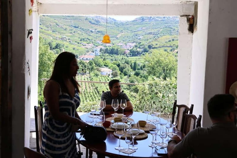 From Porto: 2 Boutique Wineries w/ Winery Lunch & 1-h cruise - Peso da Régua lunch: the middle of the day, when you slow down