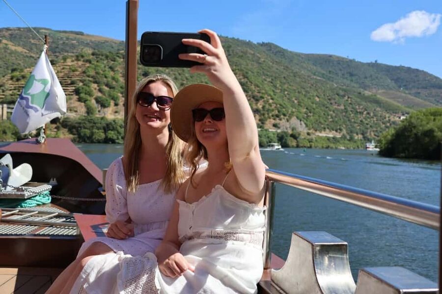 From Porto: 2 Boutique Wineries w/ Winery Lunch & 1-h cruise - Price and value: is $146 per person a smart spend?