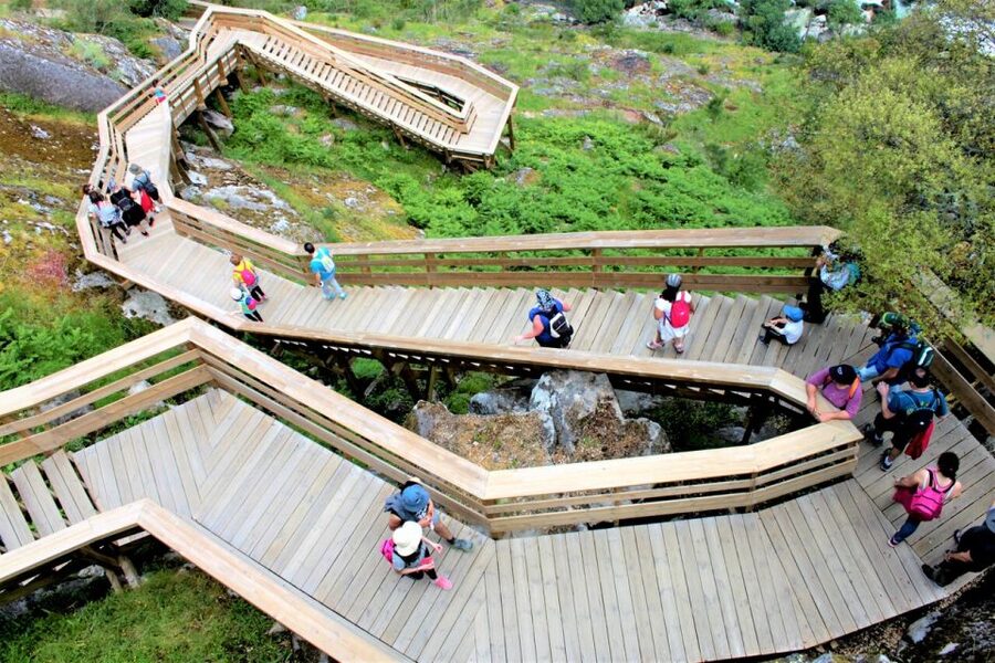 From Porto: 516 Arouca Bridge and Paiva Walkways Guided Tour - Price and value: is $111 a fair deal