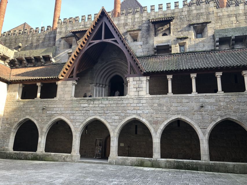 From Porto: Braga & Guimarães with Lunch Small Group Tour - Braga Cathedral access you actually use: chapels and high choir