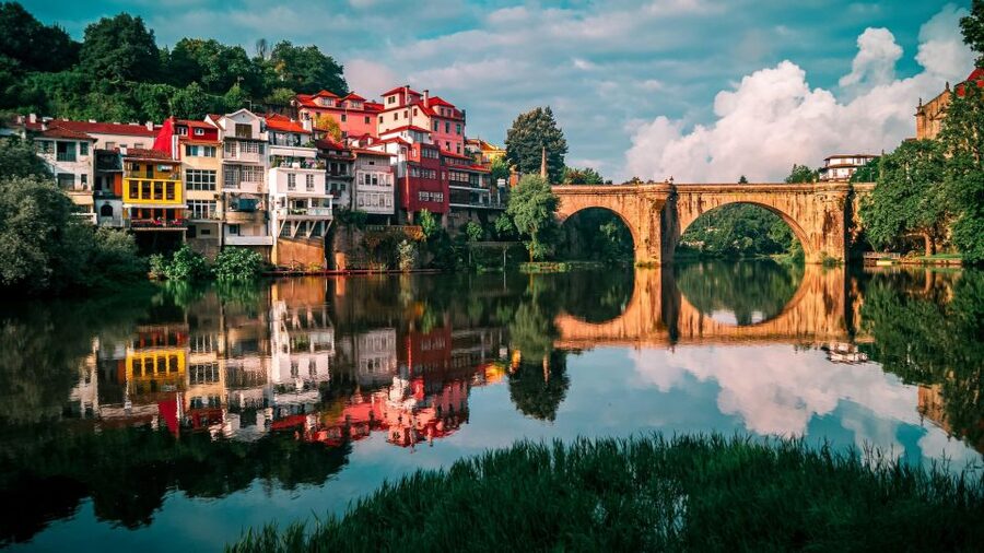 From Porto: Full-Day Douro Valley Trip - Peso da Régua: Photo Break, Then a Guided Wine Tasting