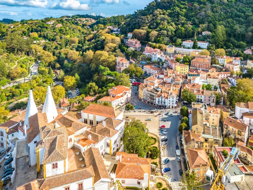 From/To Lisbon: Sintra Hop-on Hop-off Tickets + Audio Guide - What to expect from the day’s flow (and where you might lose time)