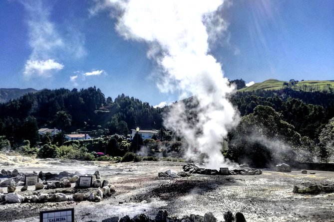 Full Day Jeep Tour Furnas with lunch (Cozido) and drinks included - Why a Jeep Day Works So Well on Eastern São Miguel