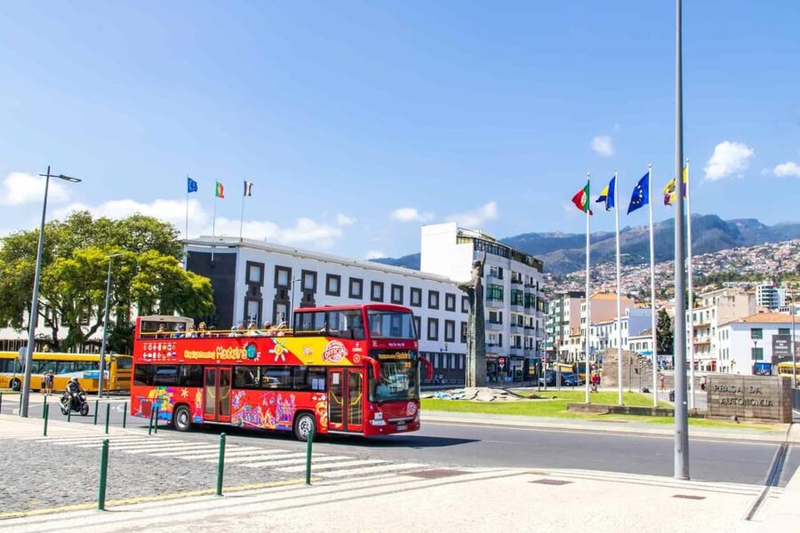 Funchal: City Sightseeing Hop-On Hop-Off Bus Tour - Starting point: Avenida do Mar – Marina and the easiest way to begin