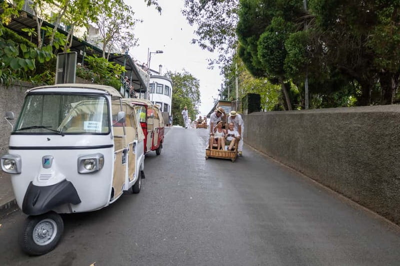 Funchal: Guided Tuk Tuk Tour to Toboggan Rides & Old Town - Tuk tuk to Monte, then Old Town, is a smart combo