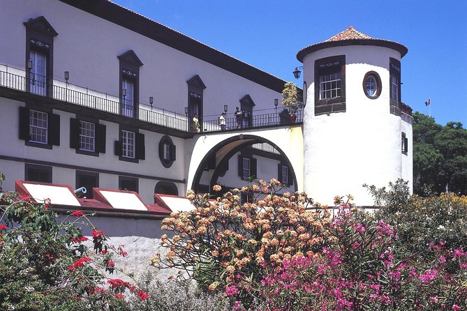 Funchal Hop-On Hop-Off Tour 3 in 1 - Price and logistics: is $29.44 good value?