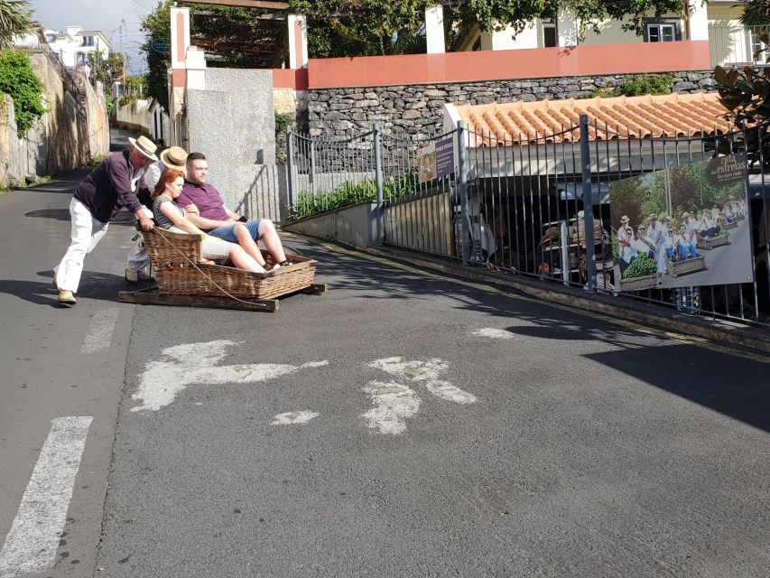 Funchal: Monte Toboggan and Old Town Tour by Tuk-Tuk - Key highlights worth planning around
