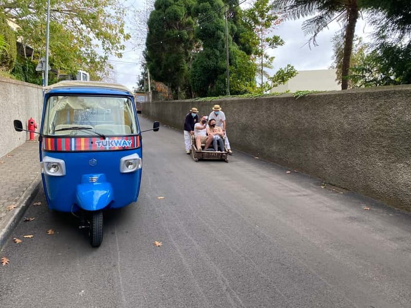 Funchal: Toboggan and Old Town Experience with Tukway - Why Monte and Old Town belong together