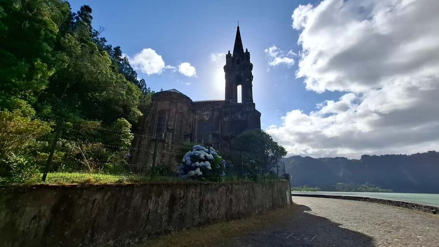 Furnas: Volcano Wonders, Tea Plantation & Waterfall Tour - Key highlights to look for