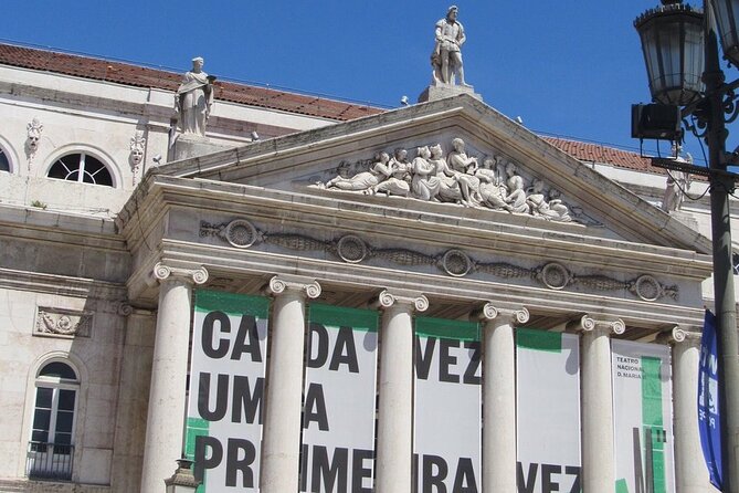 Half Day Historical Walking Tour about the Slave Trade in Lisbon - Igreja de S Domingos: religion, power, and interactions