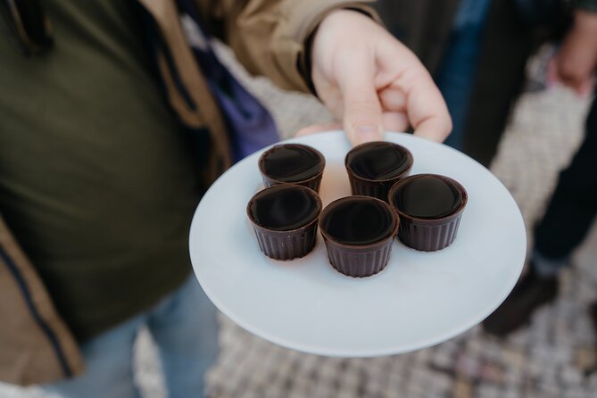 Heart of Lisbon Food Tour: Baixa, Chiado & Bairro Alto - Small group size: why 12 people changes everything