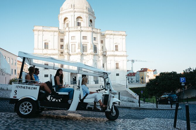Historic Lisbon Tour with Local Guide in Private Eco Tuk Tuk - Key highlights at a glance