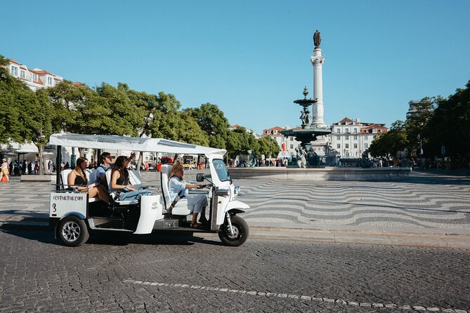 Historic Lisbon Tour with Local Guide in Private Eco Tuk Tuk - Meeting Spot Reality Check: Where to Start Matters