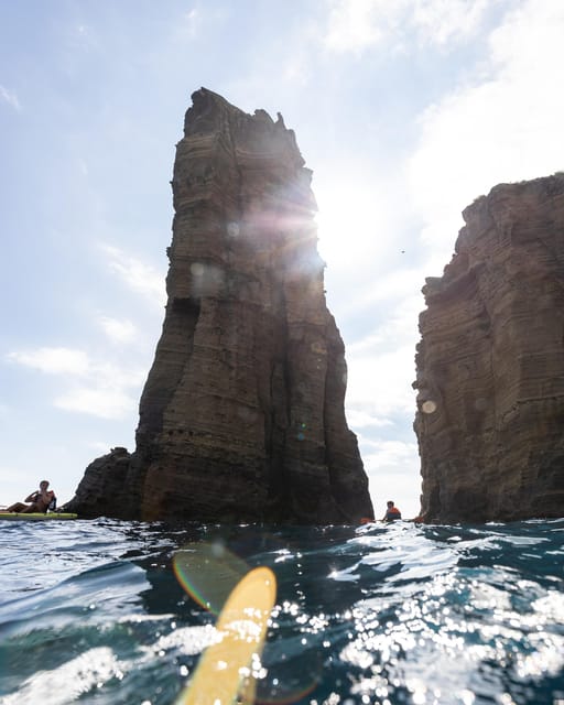 Kayak Guided Tour: Vila Franca do Campo Islet - The 1-hour paddle to the islet: your ocean warm-up