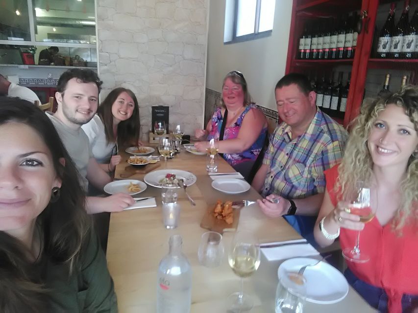 Lagos: 3-Hour Algarve Classic Food Tour - Morning market option at Mercado Municipal de Lagos