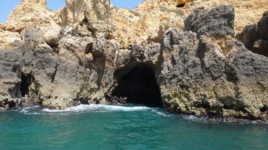 Lagos: Boat Cruise to Ponta da Piedade - Barranco do Martinho: a fast stop with scenic payoff