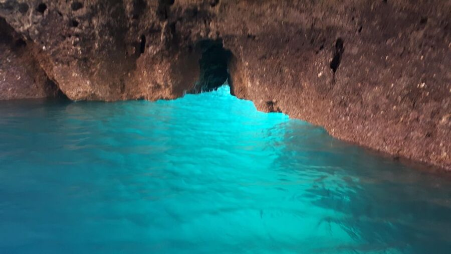 Lagos Grotto Trip in Different Languages - Boarding Around Avenida dos Descobrimentos, Then Back at Marina de Lagos