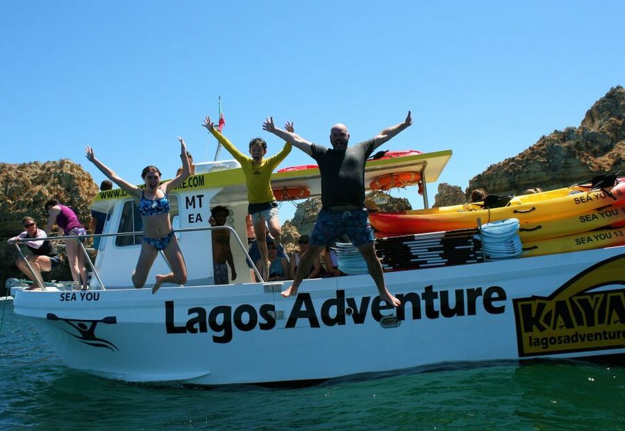Lagos: Kayaking Tour - Arriving at Marina de Lagos: your first win on timing