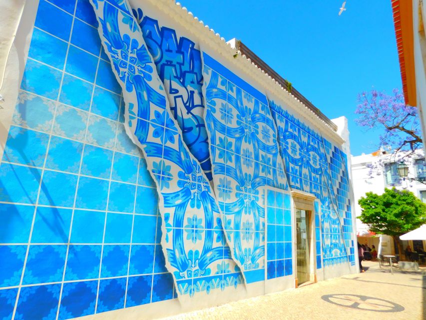Lagos: Old Town, New Town, and Beaches Tuk Tuk Tour - Practical Tips Before You Go