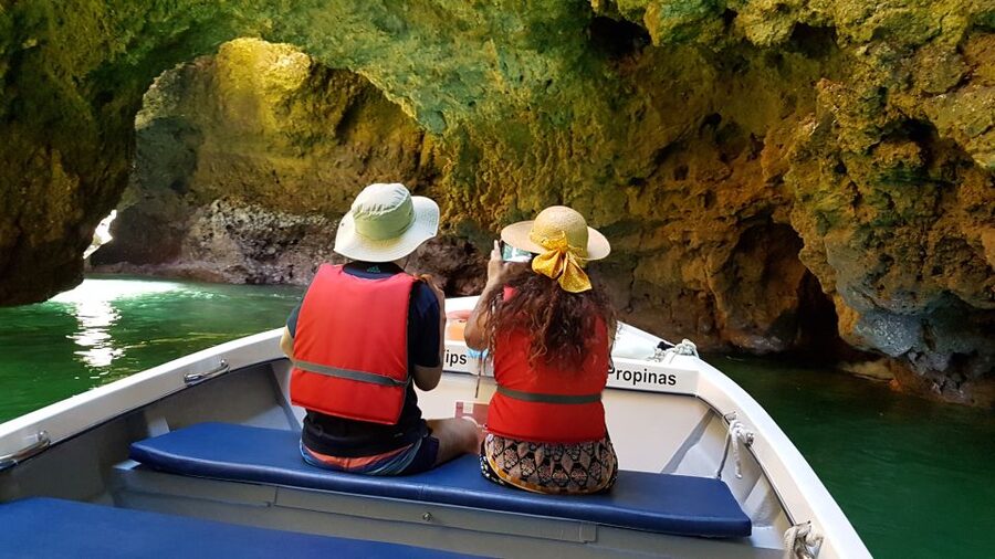 Lagos: Ponta da Piedade Grotto 1-Hour Tour with Local Guide - Why a 1-hour grotto cruise feels like the sweet spot