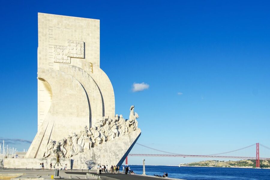 Lisbon: 1-or 2-Day Hop-On Hop-Off Bus Tour - Who should book this hop-on hop-off bus tour