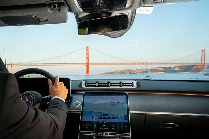 Lisbon Airport Private Transfer to Lisbon (Round Optional) - Key Details Before You Go