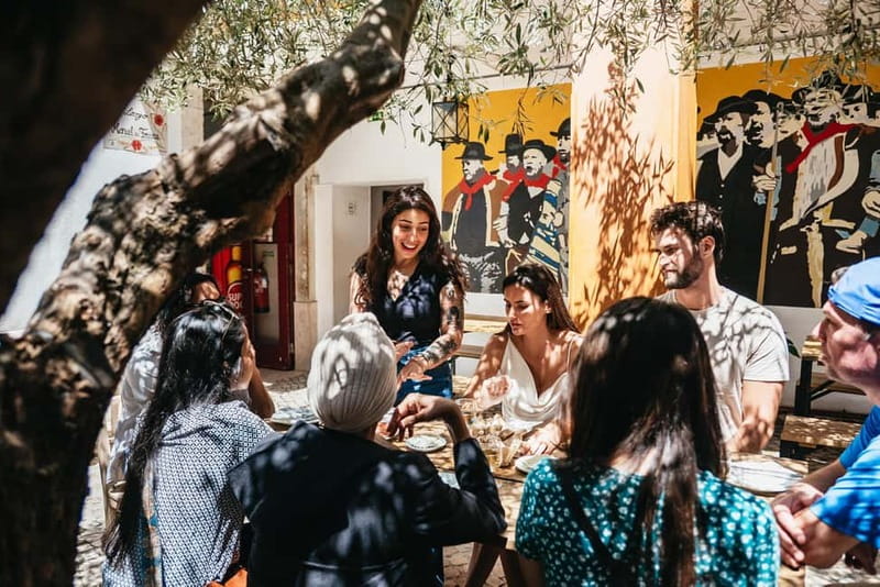 Lisbon: Baixa District Food Tour with Dinner and Drinks - Rua dos Fanqueiros and Rua da Vitória: History in Between Bites