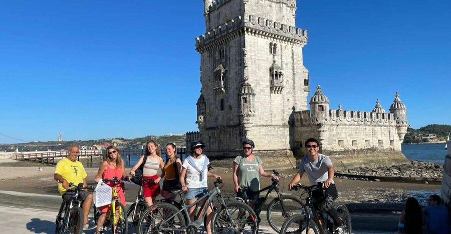 Lisbon: Bike Tour From City Center to Belem - Monument to the Discoveries, Belém Gardens, and Tagus River viewpoints
