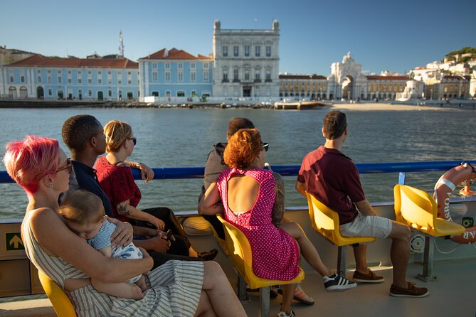 Lisbon Boat Cruise - The on-board guidance question: narration vs self-led sightseeing