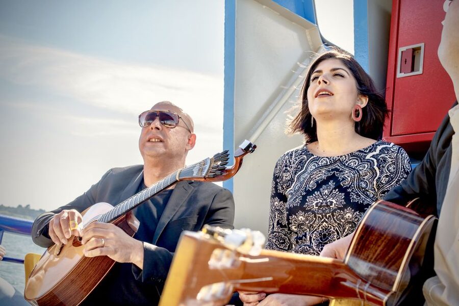 Lisbon: Boat Cruise with Live Fado Performance and a Drink - Should you book this Lisbon live Fado boat cruise?