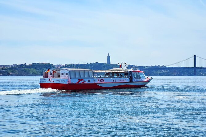 Lisbon Boat ride on Tagus river - Boarding at Terreiro do Paço: Finding the Pontoon and Settling In