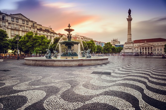 Lisbon by Night Tour: Fado Show and Dinner with Pick-up - Fado at night: why this tour feels different than a simple show