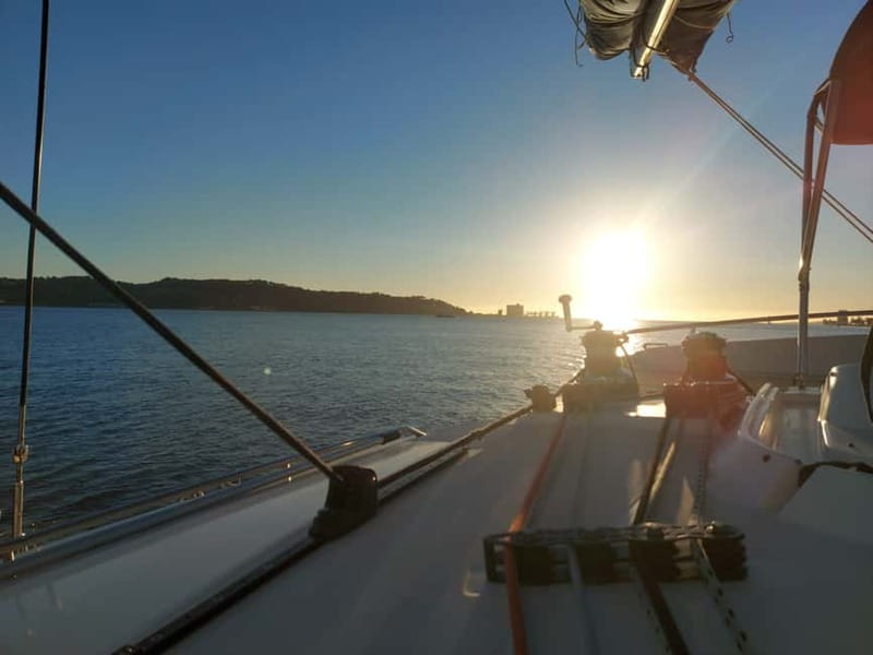 Lisbon: Catamaran Cruise with Drinks & Pastel de Nata - Stop-by-Stop Flow, What You Should Notice