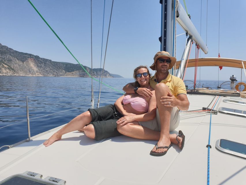 Lisbon: Champagne Sailing Tours - Belém Tower and the Discoveries zone: Lisbon’s sea story on water