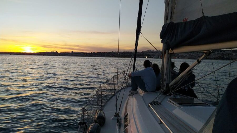 Lisbon: Day and Sunset Tour on the Tagus River - Price and value: $35 for a real sail experience in Lisbon