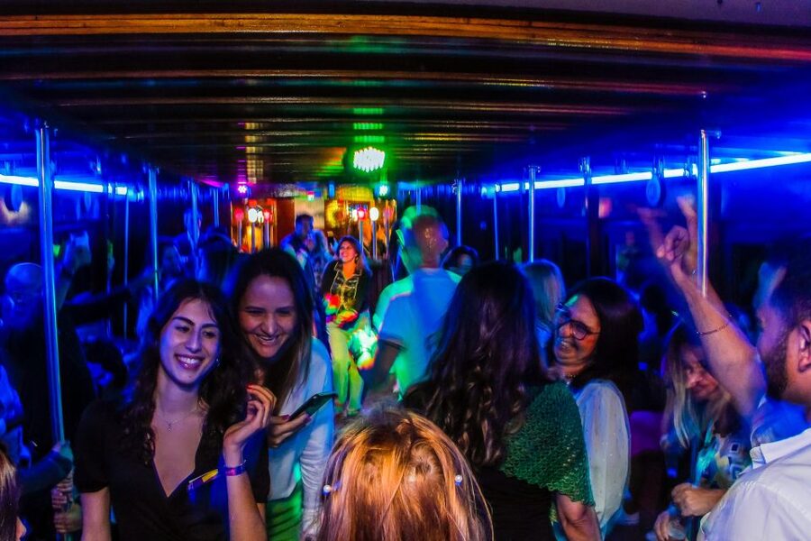 Lisbon: Disco Night Cruise with DJ and Open Bar - Bathrooms, bar lines, and the small logistics that affect your mood
