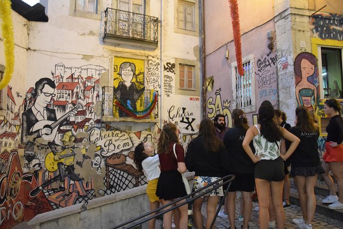 Lisbon Fado Experience: Walking Tour, Dinner and Live Music Show - Why this Lisbon Fado experience feels grounded, not staged