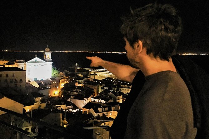 Lisbon Fado Experience: Walking Tour, Dinner and Live Music Show - Should you book this Lisbon Fado Experience?