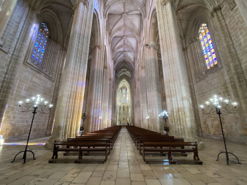Lisbon: Fátima, Batalha, Nazaré & Obidos Small-Group Tour - Small-Group Advantage: Why Guides Like Dimas and Nelson Matter