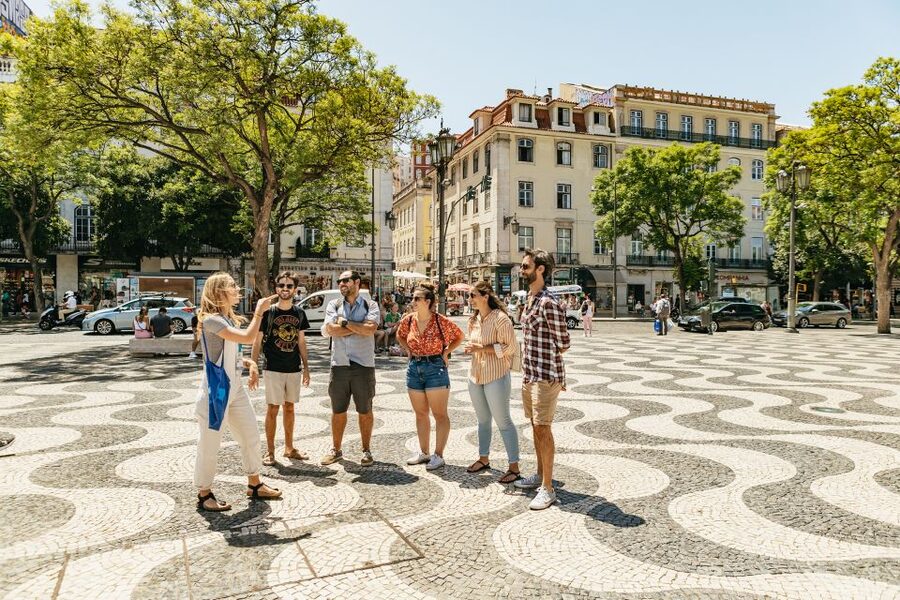 Lisbon: Food and Wine Small Group Walking Tour - Key takeaways before you go