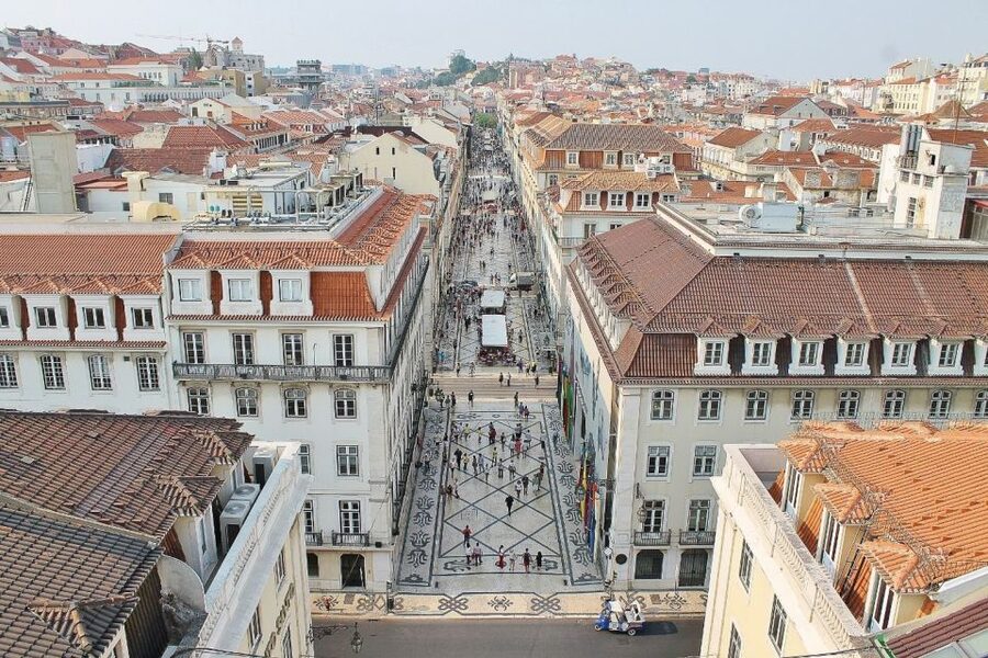 Lisbon: Full-Day Private Walking Sightseeing Tour - Portuguese pastries, the kind you eat slowly on purpose