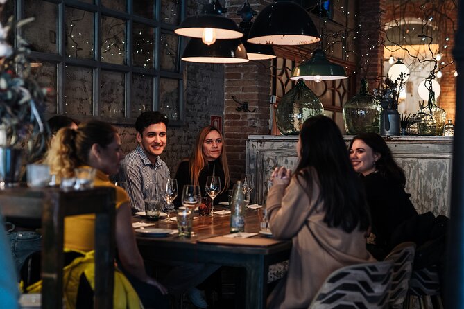 Lisbon Gastronomic Food Tour with Wine in Baixa - Rua dos Fanqueiros: Petiscos, Tavern Atmosphere, and Local Wine