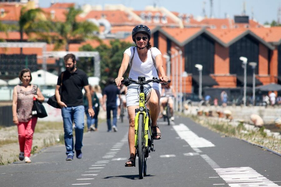 Lisbon: Guided Tour of Historic Belém by Electric Bike - 25 de Abril Bridge: the revolution story you can see