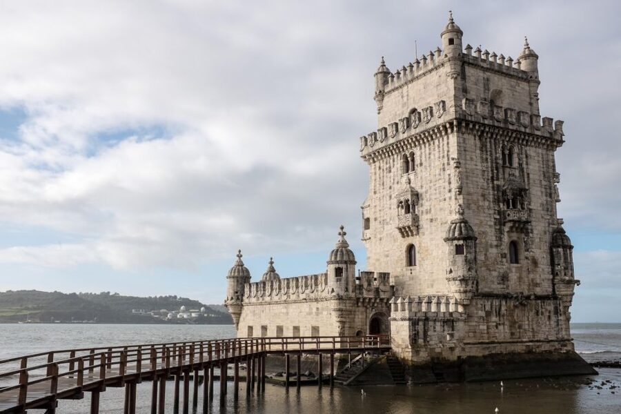 Lisbon: Half-Day City Tour - Royal Treasure Museum: crowns, scepters, ceremonial swords, and more