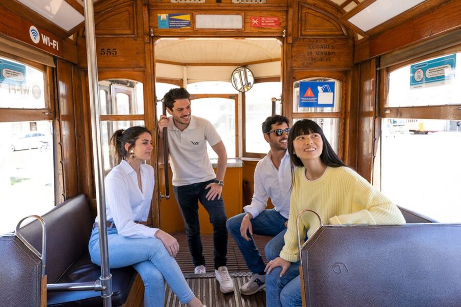 Lisbon: Helicopter Ride, Boat Trip, & Old Town Walking Tour - The day’s pacing, transport, and how to avoid schedule stress