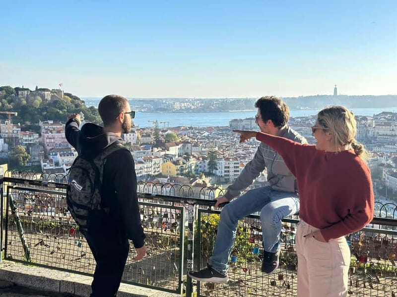 Lisbon Highlights: Private Tuk Tuk Sightseeing City Tour - Miradouro hop: Portas do Sol and Senhora do Monte