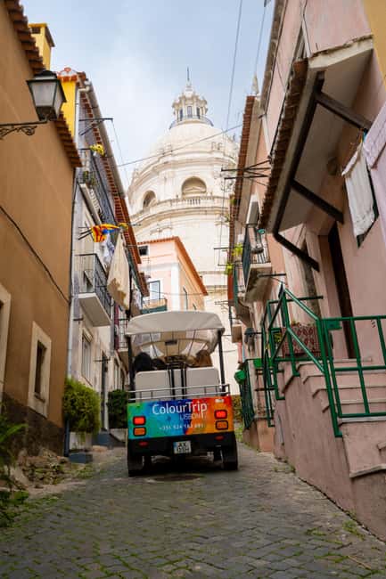 Lisbon Highlights: Private Tuk Tuk Sightseeing City Tour - The meet-up point and how the tour flow feels